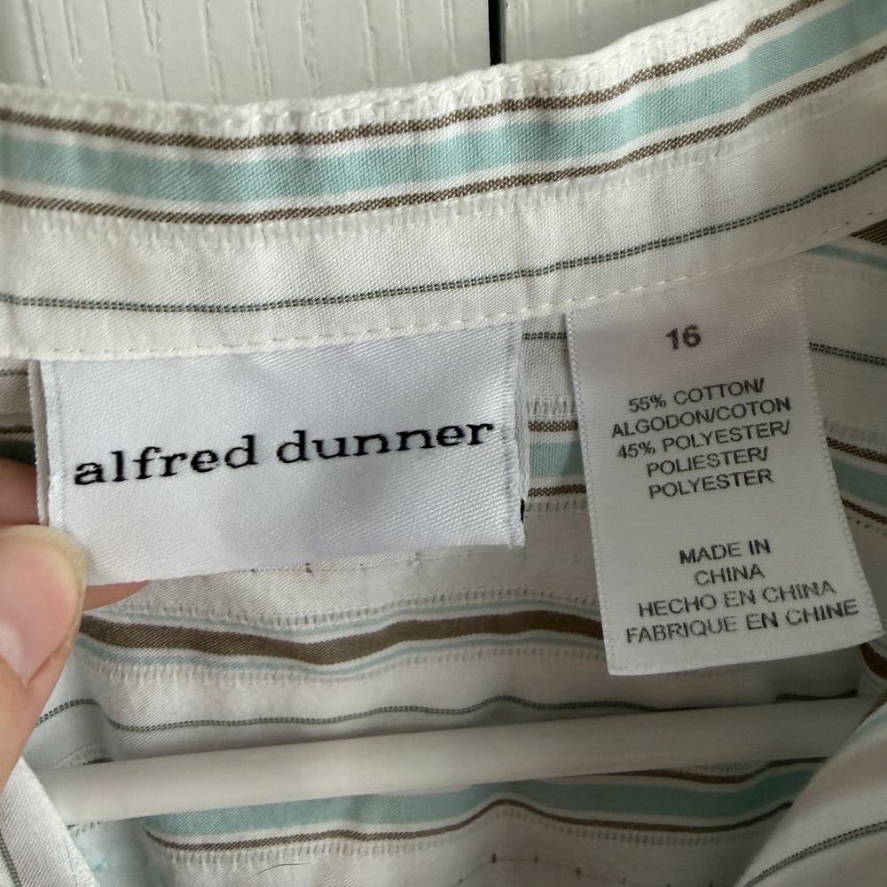 Alfred Dunner Embrodiered Floral Striped Button Up Top Women's Size 16 Vintage - Picture 3 of 5